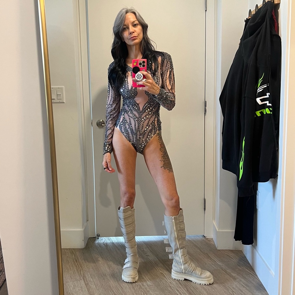 💎NWOT Glitz Girls Octavia nude effect bodysuit size Small for performances✨